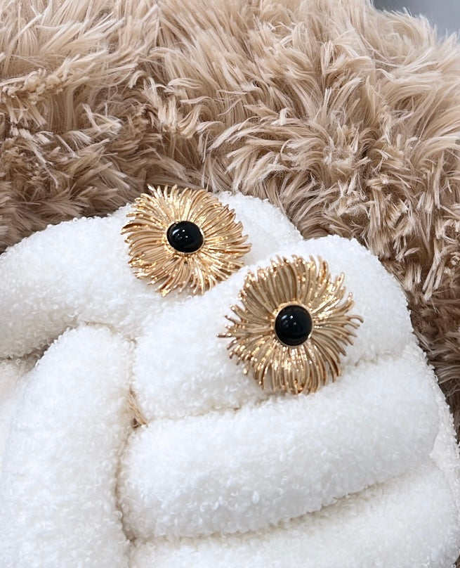 Earrings flower