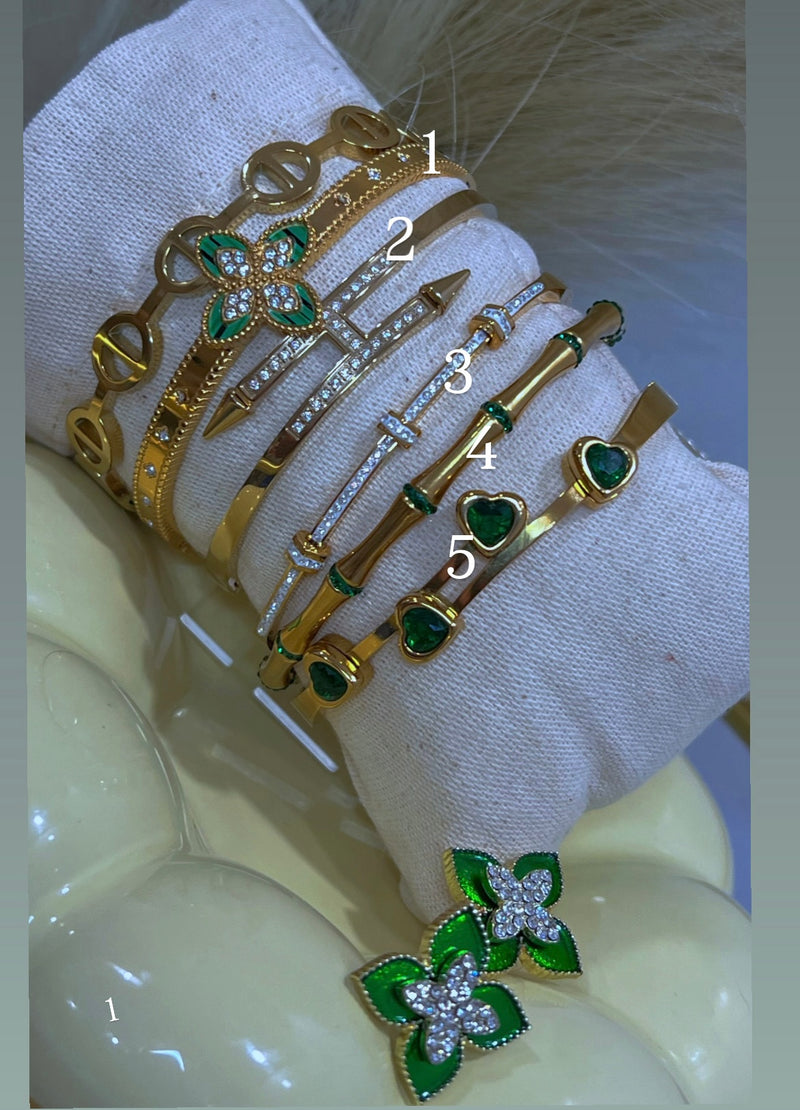 Pulse Green and golden